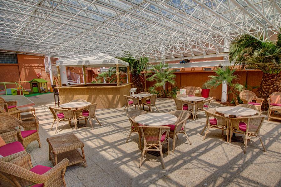 Hotel Arles Plaza Luaran gambar