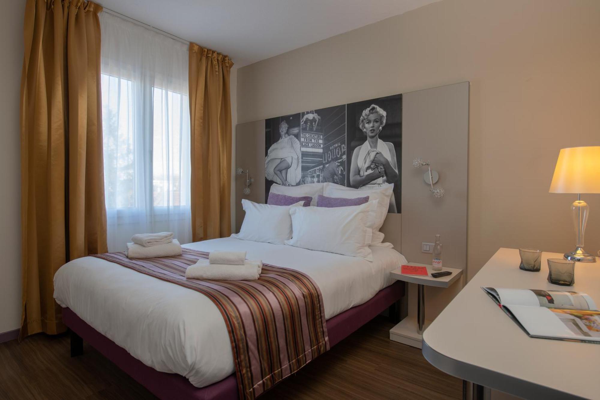 Hotel Arles Plaza Luaran gambar