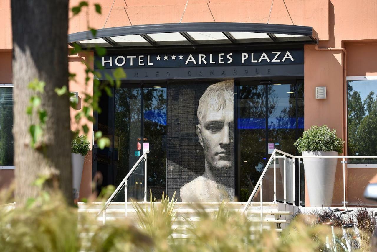 Hotel Arles Plaza Luaran gambar